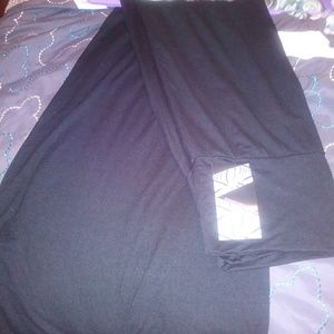Ankle length plain black maxi skirt one size